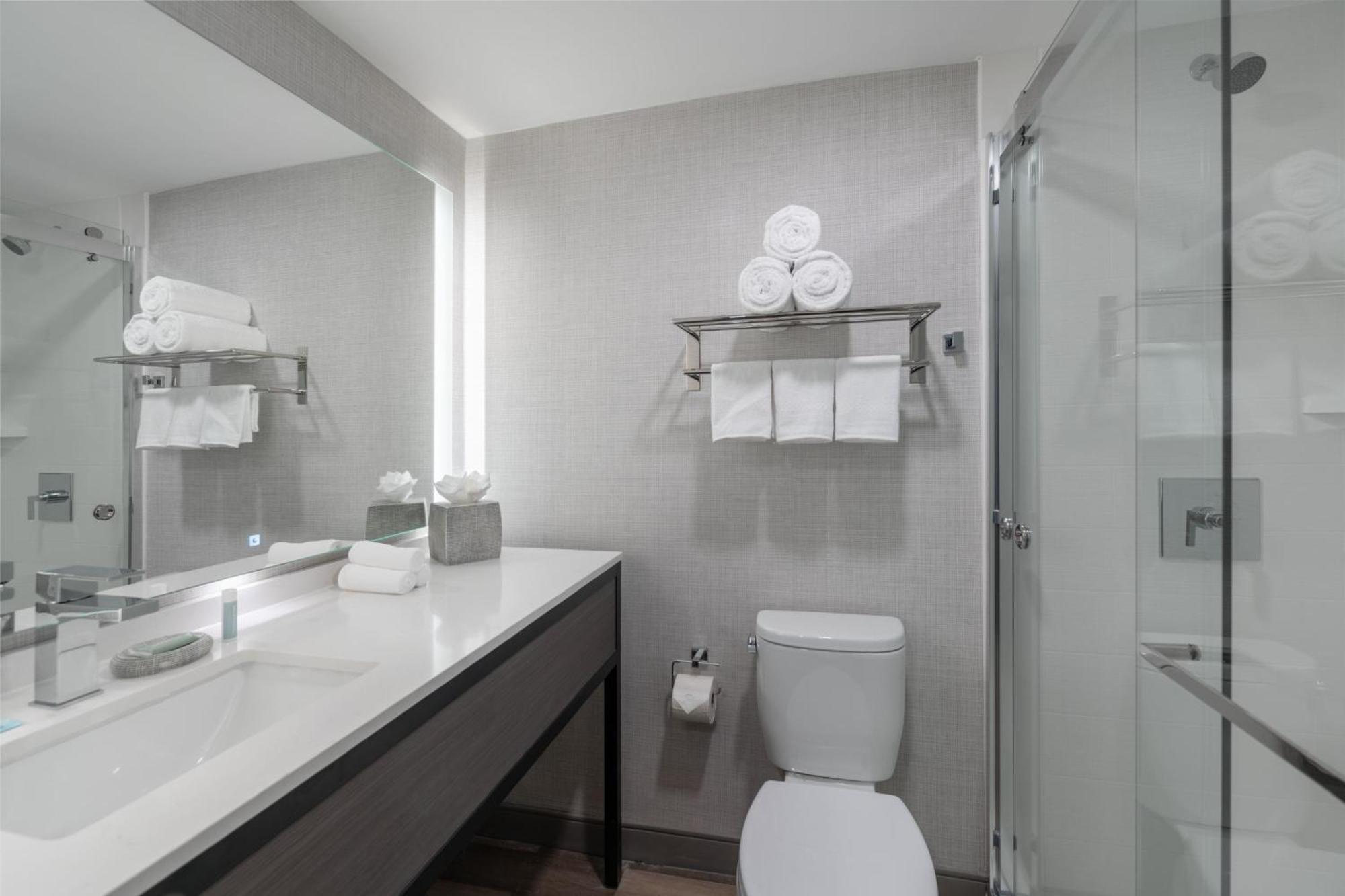 Towneplace Suites By Marriott Фреймингем Экстерьер фото